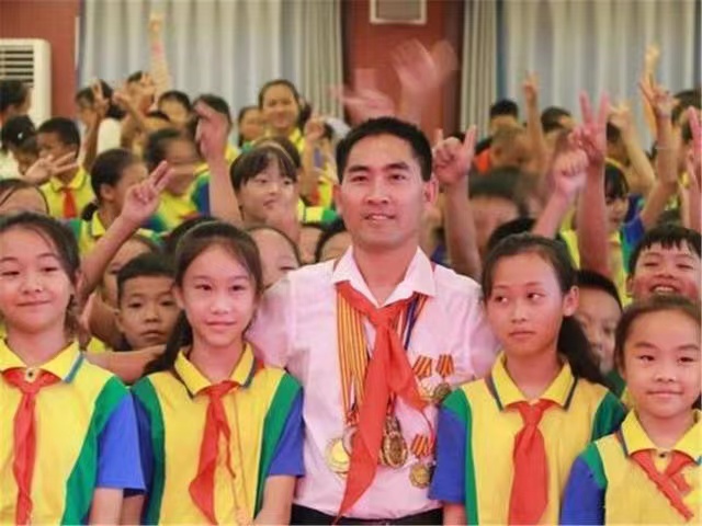 bb017f872bfc4659a1366692c31645bf.jpg bb017f872bfc4659a1366692c31645bf.jpg