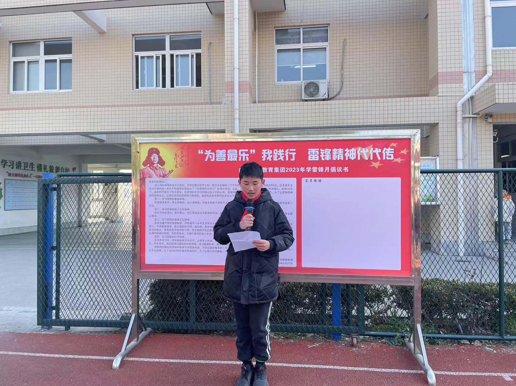 44c580c5fc8247579360172a7f616bbc.jpg 44c580c5fc8247579360172a7f616bbc.jpg