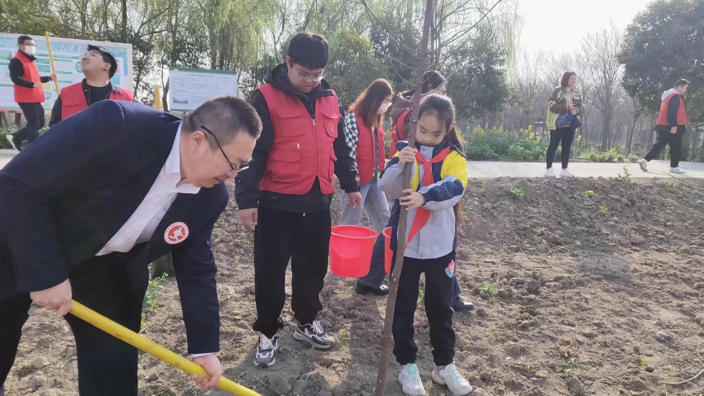 c05d063fc4d74cb1b2670d1aeb1f81c9.jpg c05d063fc4d74cb1b2670d1aeb1f81c9.jpg