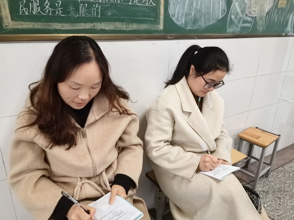 7e7eac2e317243b293e0b706370012de.jpg 7e7eac2e317243b293e0b706370012de.jpg