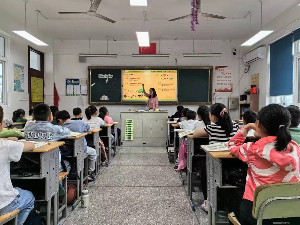 199258f7b09a40cbb77c117f9ad4b0b9.jpg 199258f7b09a40cbb77c117f9ad4b0b9.jpg