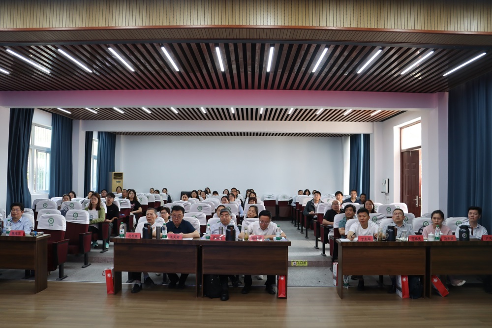 d8c637617da84fc8959526a69e325460.jpg