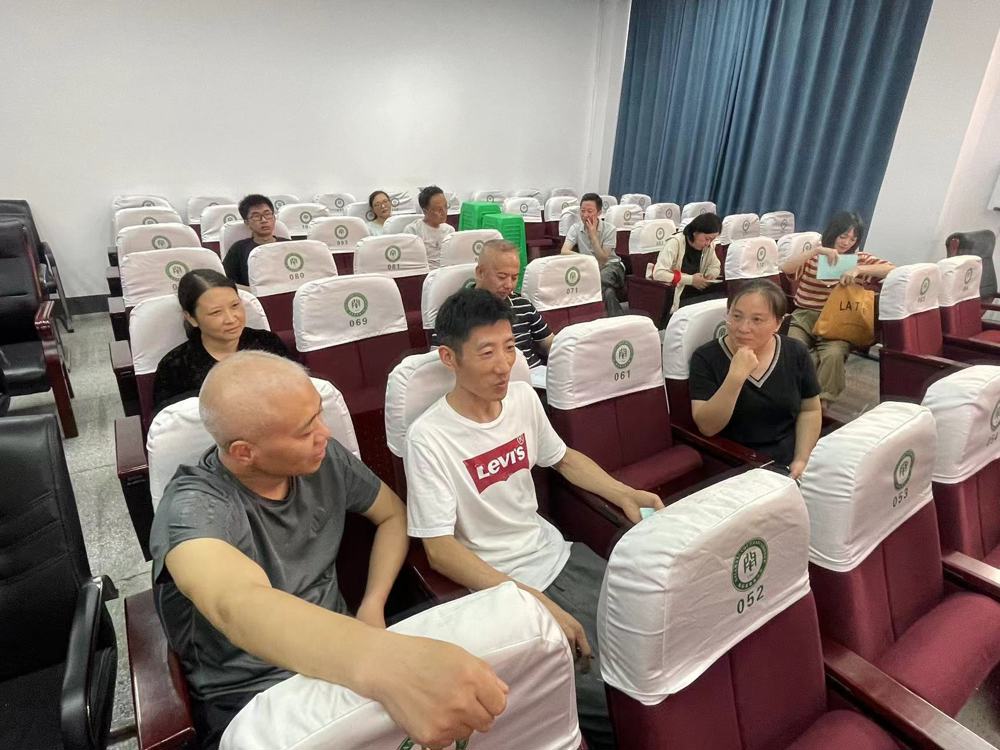 fca8bb53f10946cfa68a865ebfce244d.jpg fca8bb53f10946cfa68a865ebfce244d.jpg