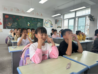 爱护眼睛 拒当“小眼镜”——曲塘小学开展近视防控宣传教育月活动