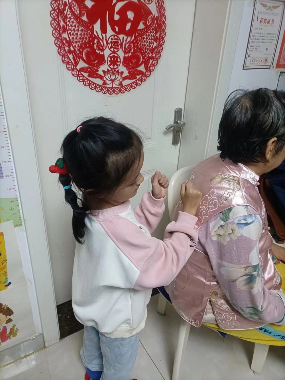 96b95cb9ee6b47e69d681593a3bb7b43.jpg 96b95cb9ee6b47e69d681593a3bb7b43.jpg