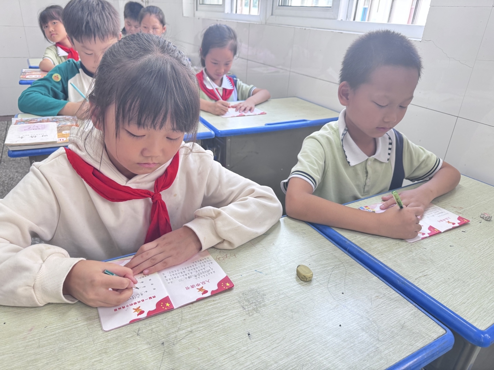 ee40c838d53d44b68a240889695c2162.jpg ee40c838d53d44b68a240889695c2162.jpg