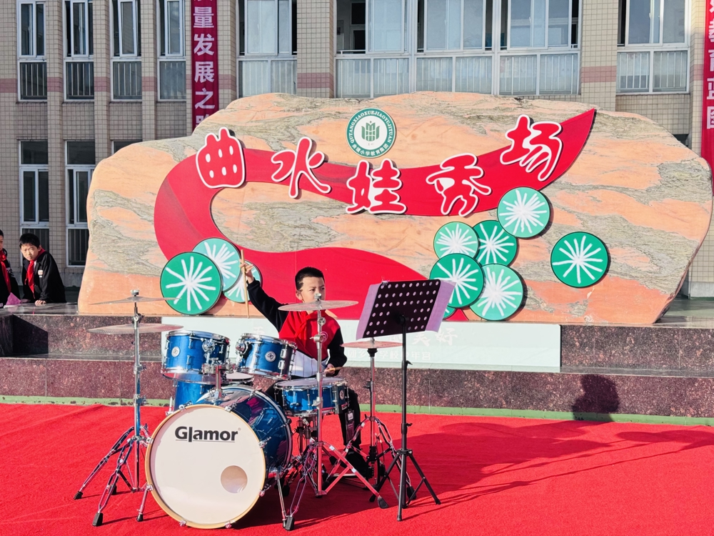 242b5dd663e74cf68cbcfd5869fc325e.jpg 242b5dd663e74cf68cbcfd5869fc325e.jpg