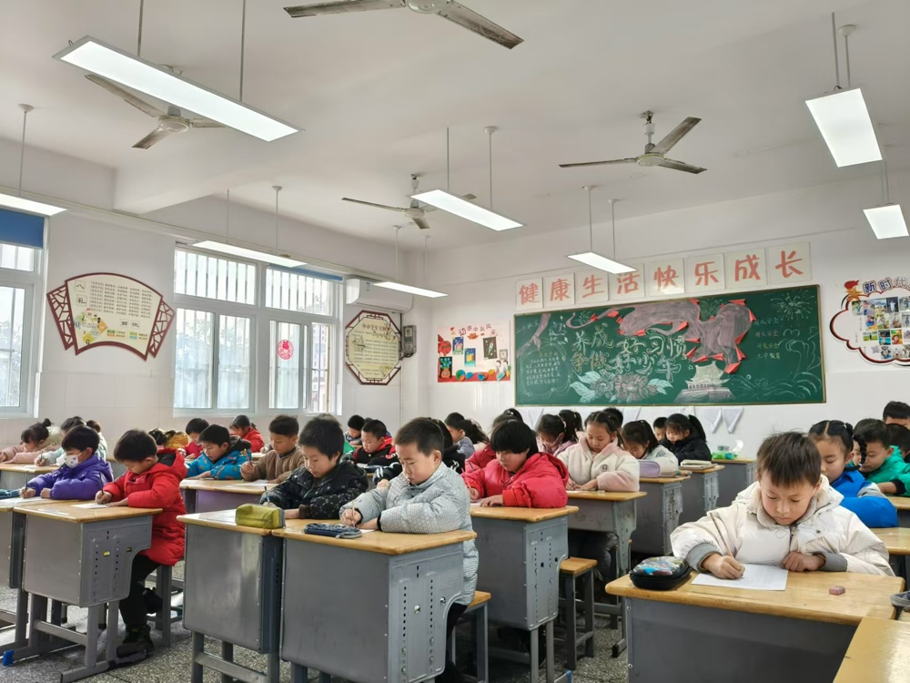 1349800af36e4483bf6ac3b0f0cb7a52.jpg 1349800af36e4483bf6ac3b0f0cb7a52.jpg