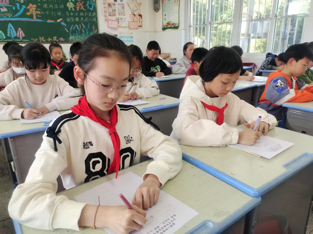 26bcc727003c4248b082da1346fc00f8.jpg 26bcc727003c4248b082da1346fc00f8.jpg