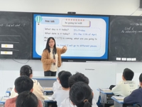 “英”华绽放盈香，“研”修促长逐梦