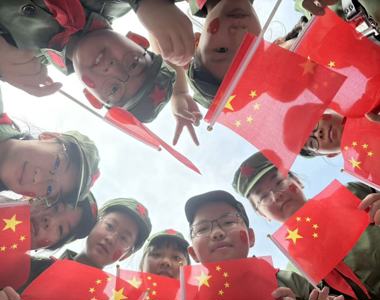 红色润童心 薪火永相传——曲塘小学六（4）中队开展“强国复兴有我 争当新时代好少年”主题活动