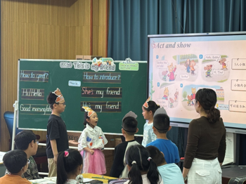 金秋送爽研意浓 智慧碰撞促成长